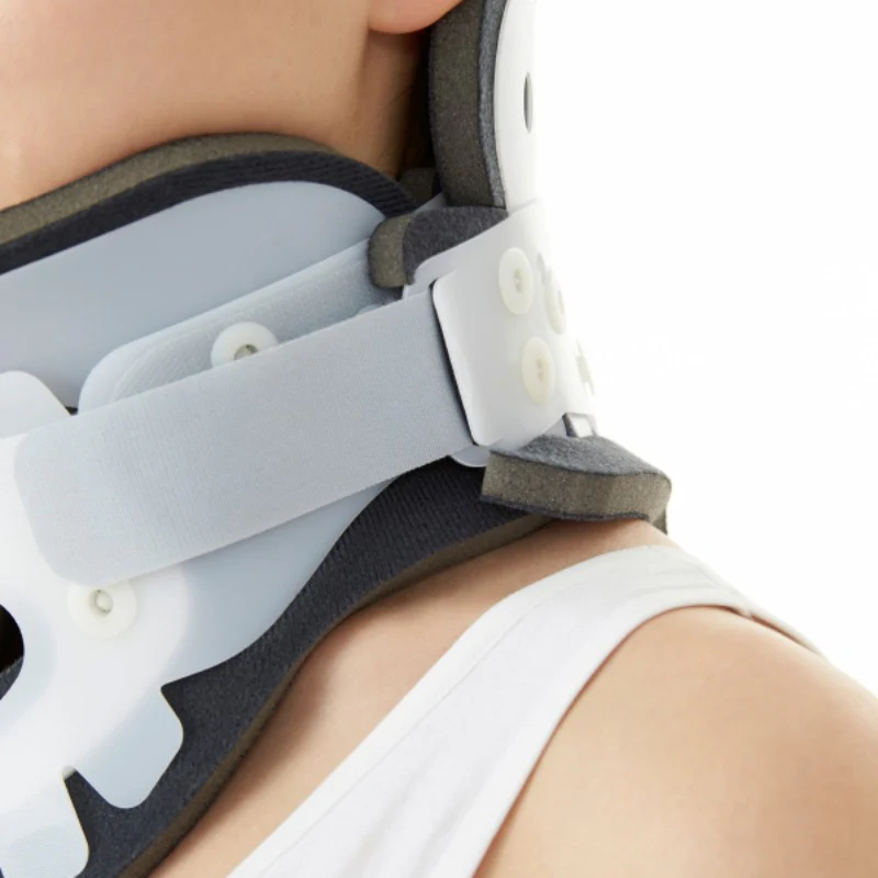Dr-M 127 (L) Adj.Cerv.Collar - Image 5