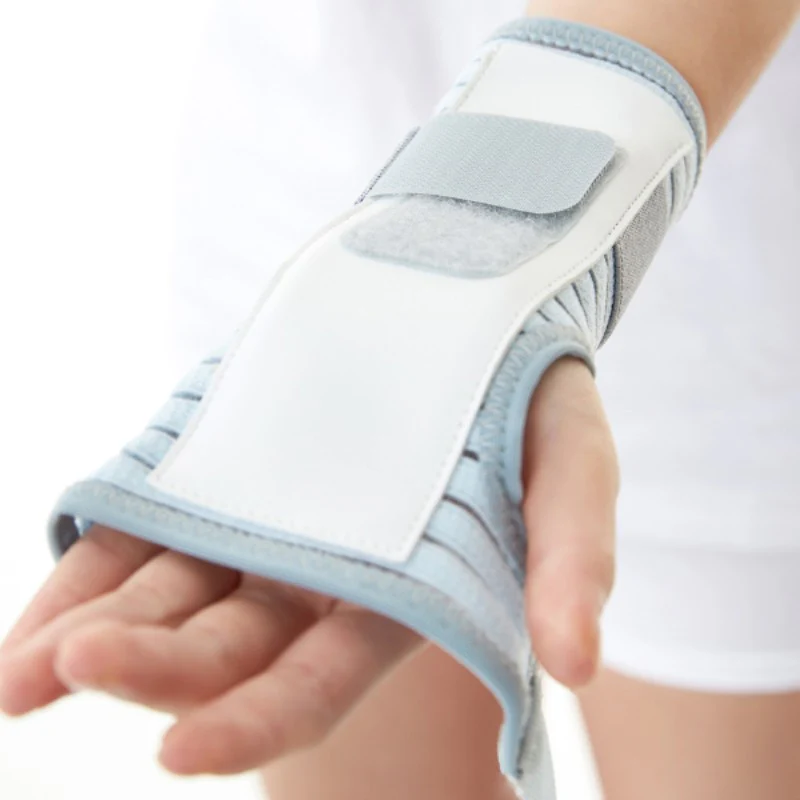 Dr-M W140 (L) Left Elas.Wrist Supp - Image 3