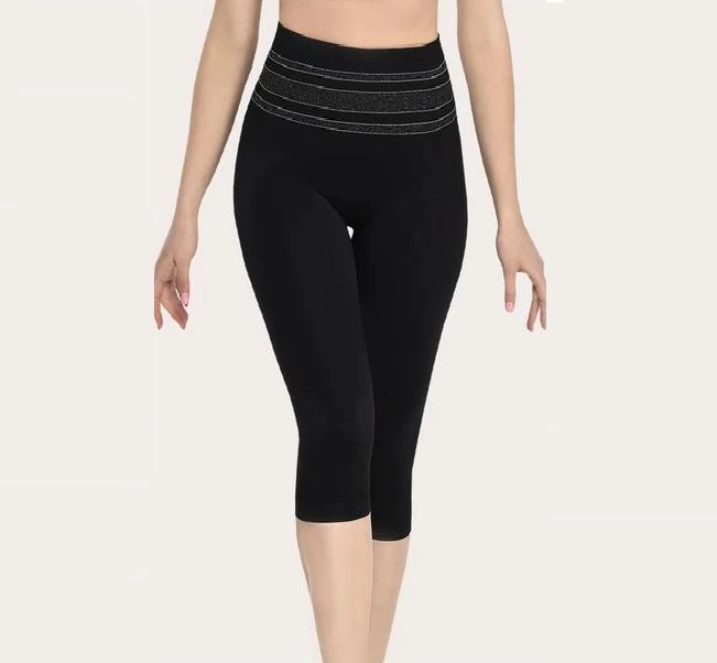 SANKOM GREY MELANGE PATENT YOGA CAPRI LEGGINGS L/XL - Image 2