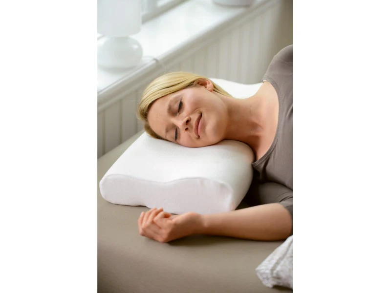 Sissel Soft Curve Pillow Large - Image 4
